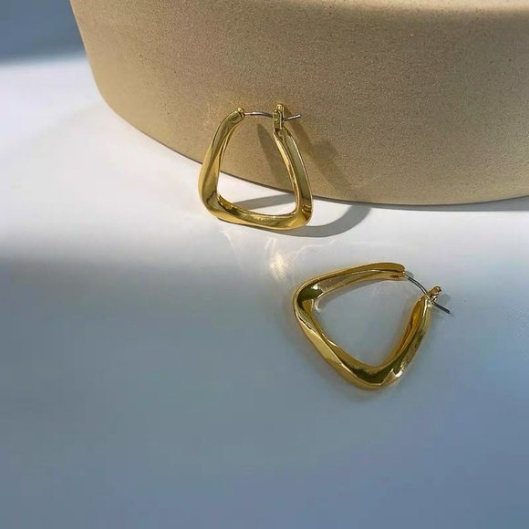 New Design Fashion Jewelry Simple Irregular Geometric Metal Earrings - Picture 4 of 5